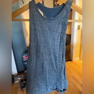 athleta work out top!